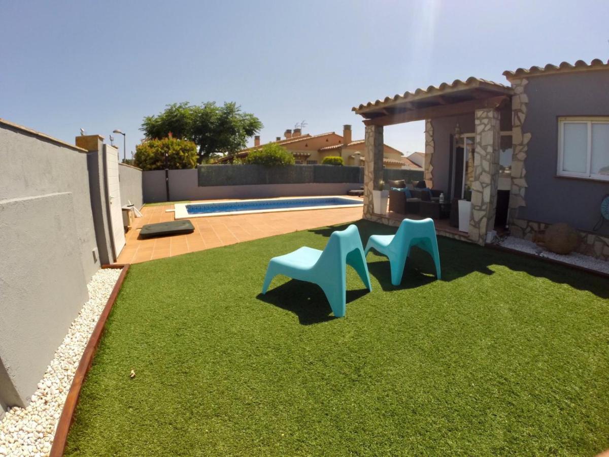 L' EscalaCasa En L Escala Con Piscina Y Wifi Free别墅 外观 照片