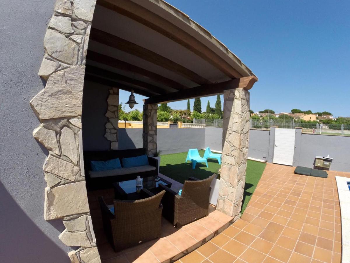 L' EscalaCasa En L Escala Con Piscina Y Wifi Free别墅 外观 照片
